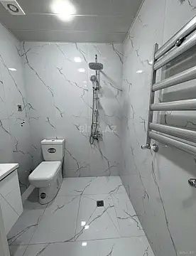 Satılır 2 otaqlı mənzil 44 m²