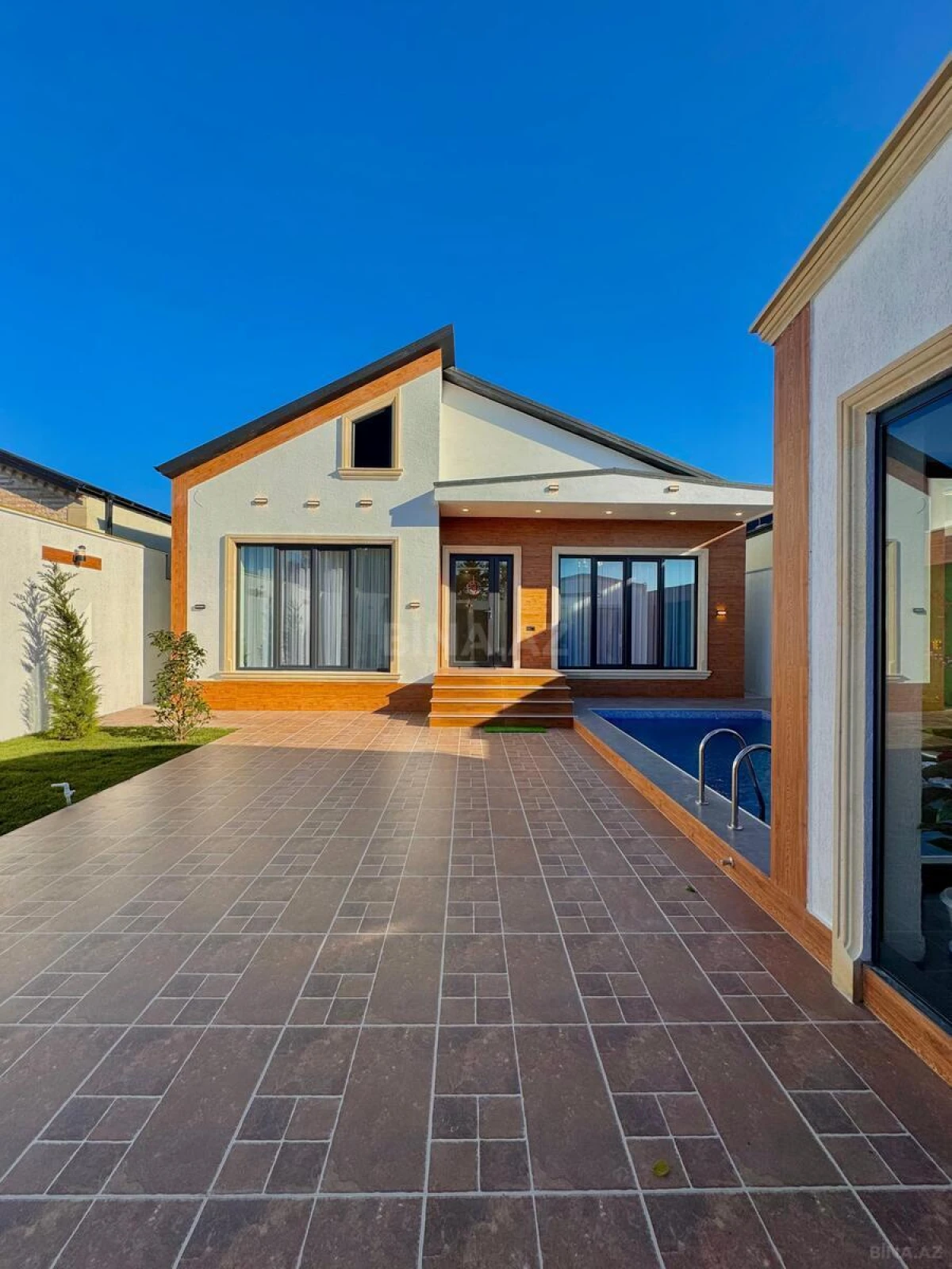 Satılır 4 otaqlı həyət evi 170 m²