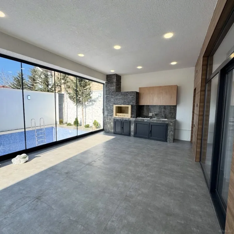 Satılır 4 otaqlı həyət evi 170 m²