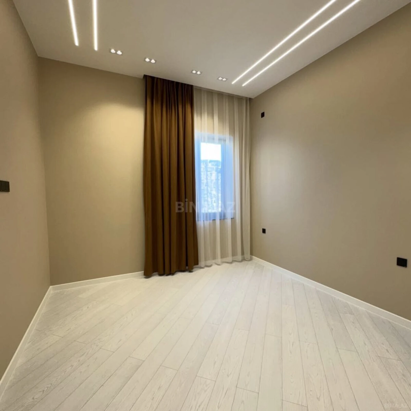 Satılır 4 otaqlı həyət evi 170 m²
