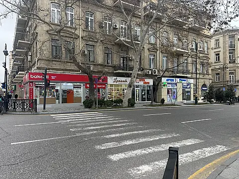 Kirayə verilir obyekt 50 m² — Bakı, İçərişəhər 50.00 m²