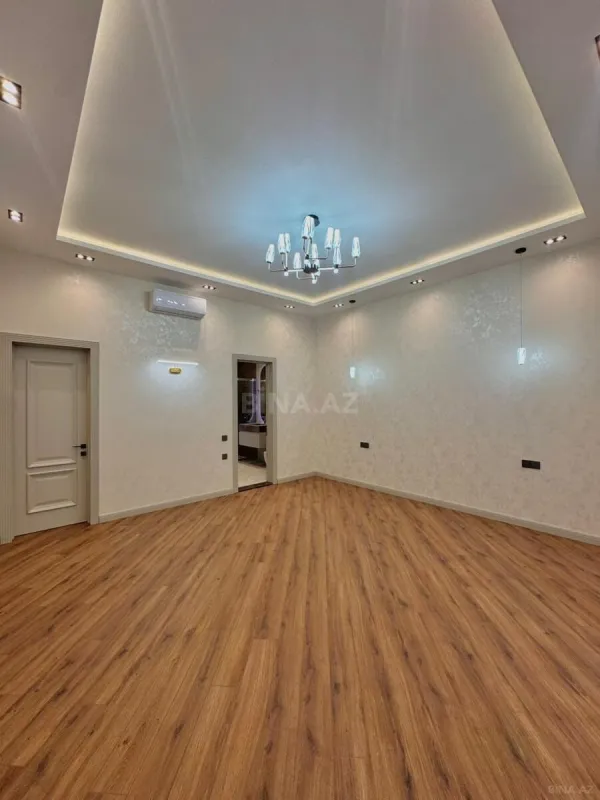 Satılır 5 otaqlı həyət evi 280 m²
