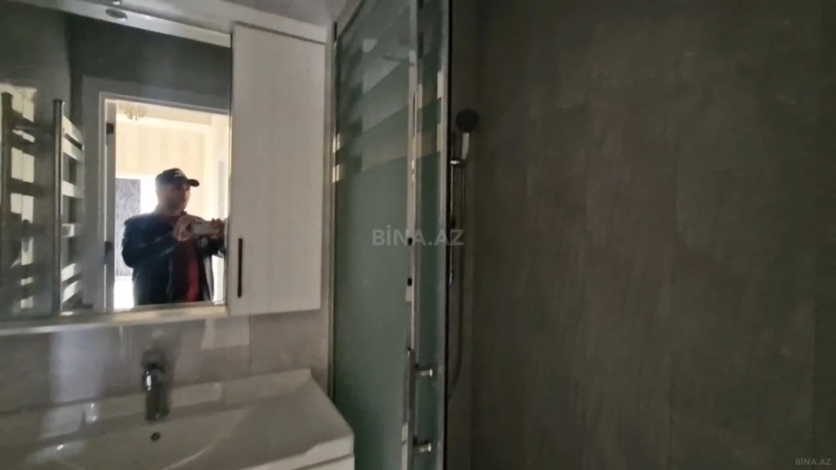 Satılır 3 otaqlı mənzil 91 m²