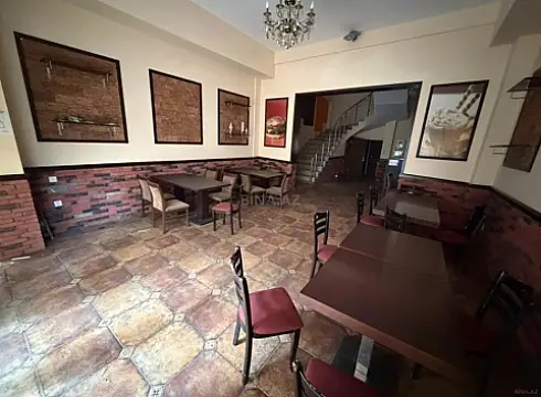 Kirayə verilir obyekt 200 m²