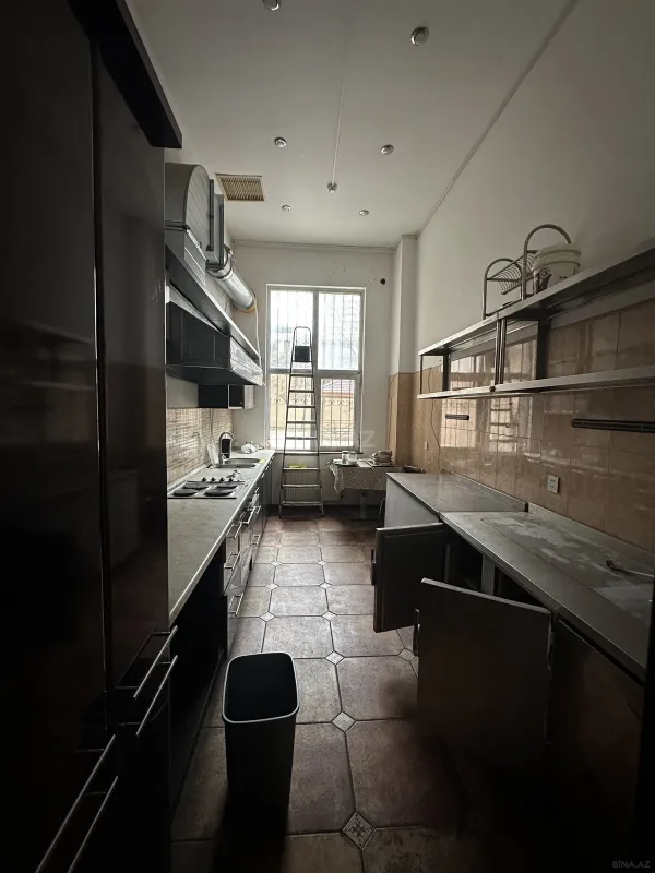 Kirayə verilir obyekt 200 m²