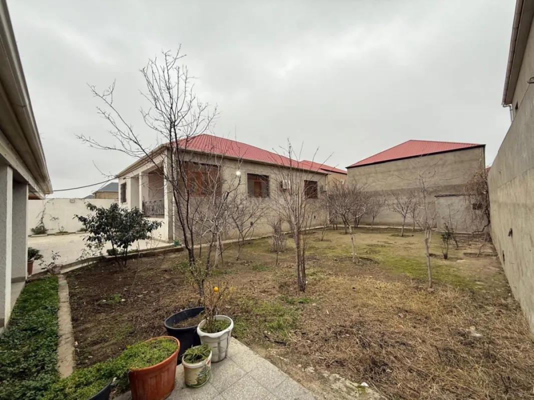 Satılır 4 otaqlı həyət evi 130 m²