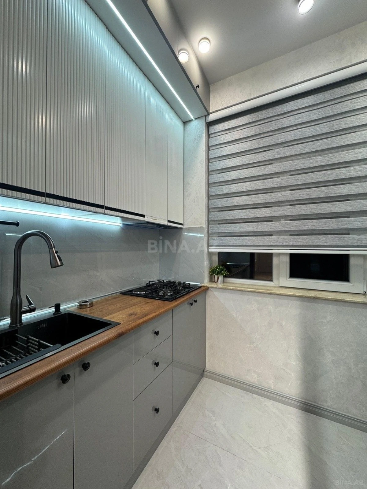 Satılır 2 otaqlı mənzil 55 m²