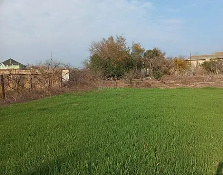Satılır torpaq sahəsi 12 m²