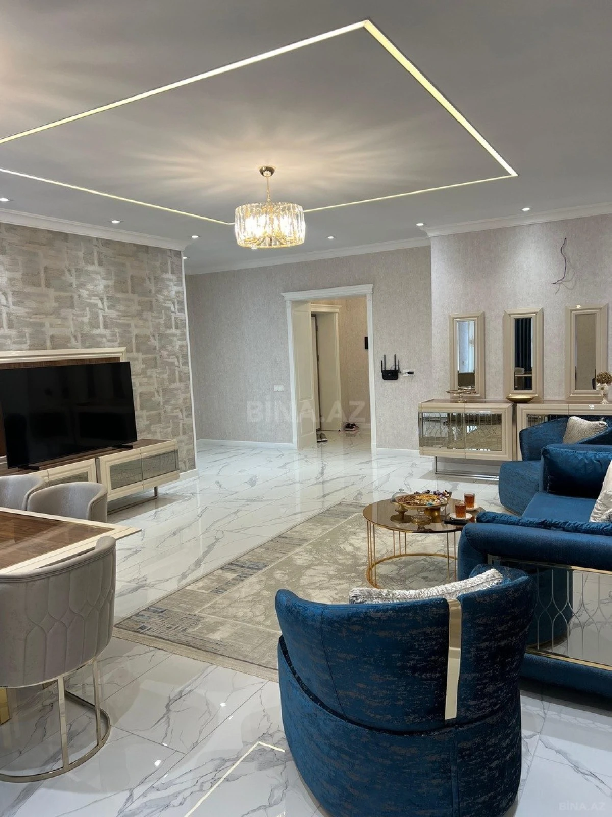 Satılır 3 otaqlı mənzil 148 m²