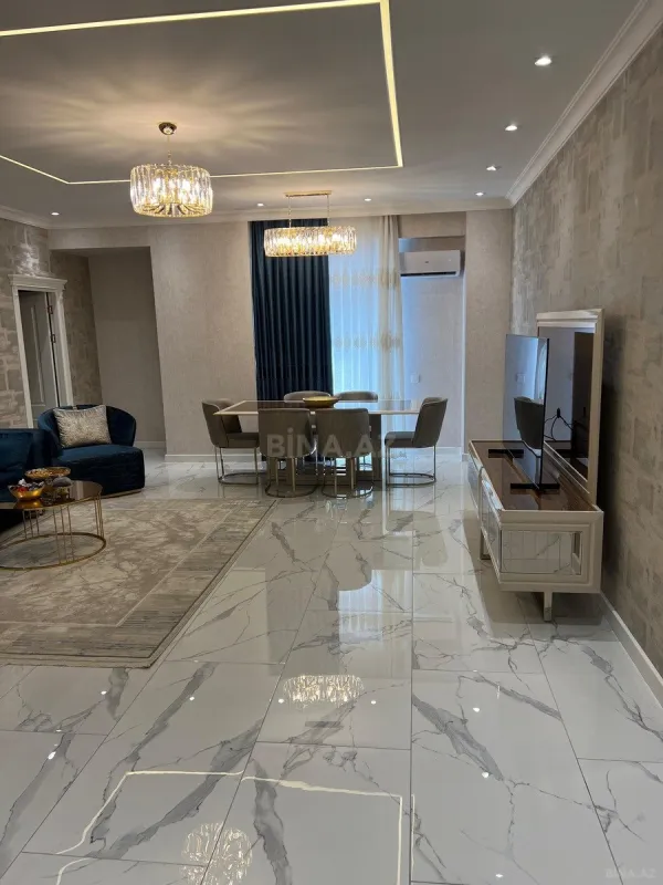 Satılır 3 otaqlı mənzil 148 m²