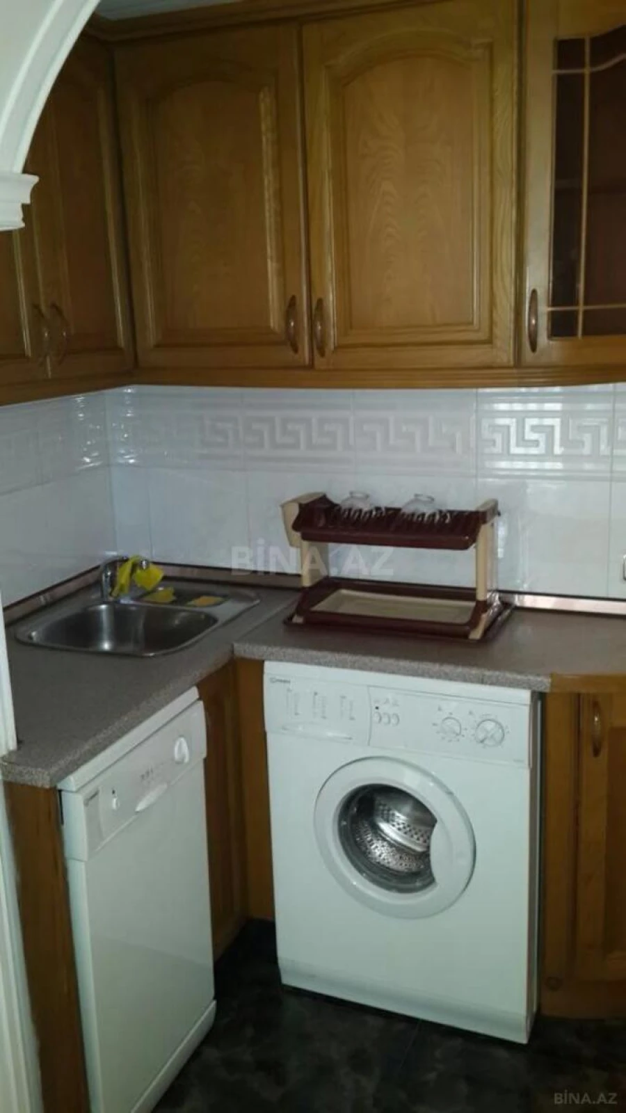 Kirayə verilir 2 otaqlı mənzil 70 m²