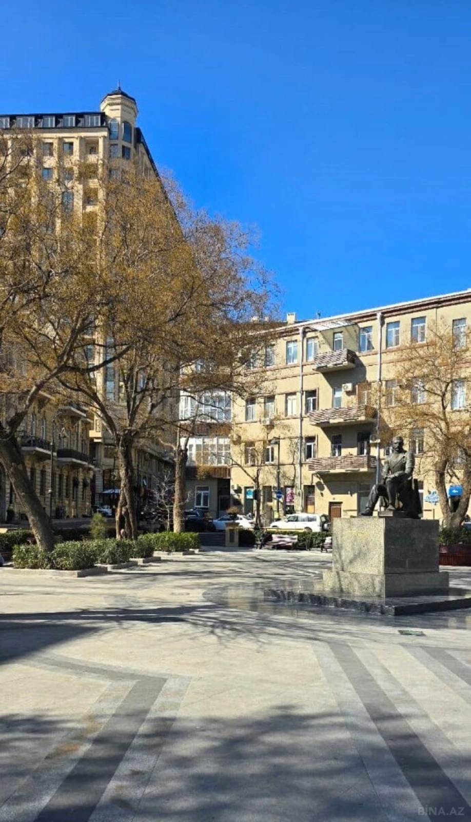 Satılır 2 otaqlı mənzil 75 m²