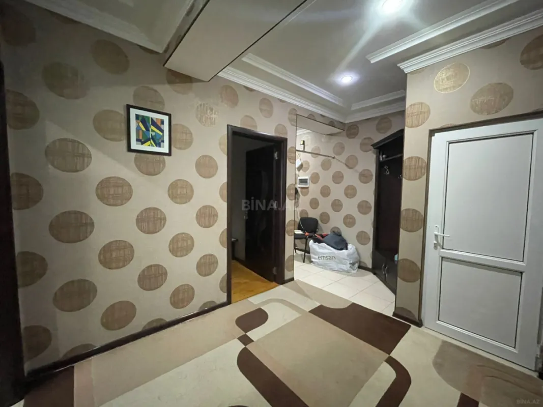 Kirayə verilir 2 otaqlı mənzil 80 m²