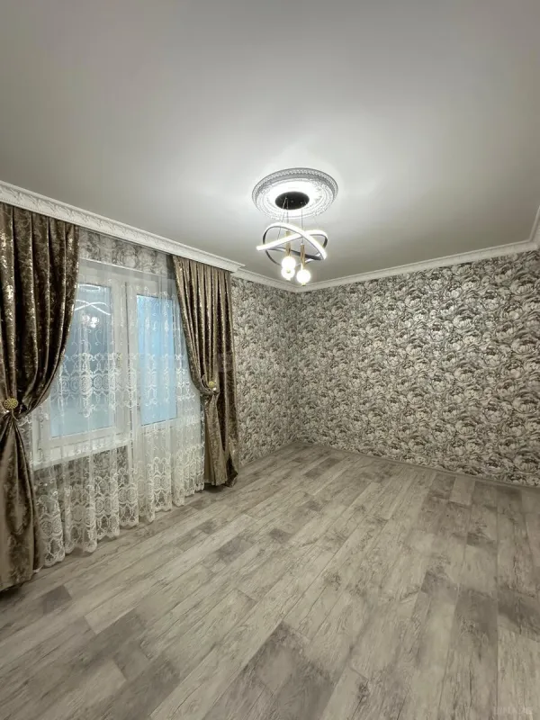 Satılır 3 otaqlı mənzil 60 m²