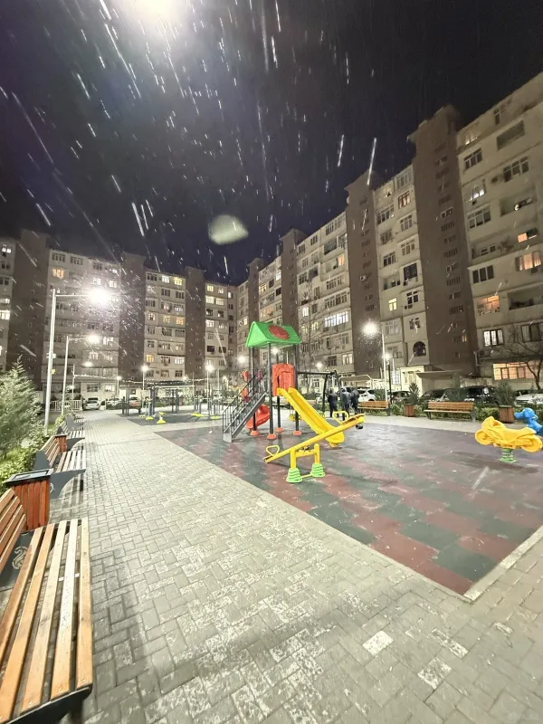 Satılır 1 otaqlı mənzil 45 m²