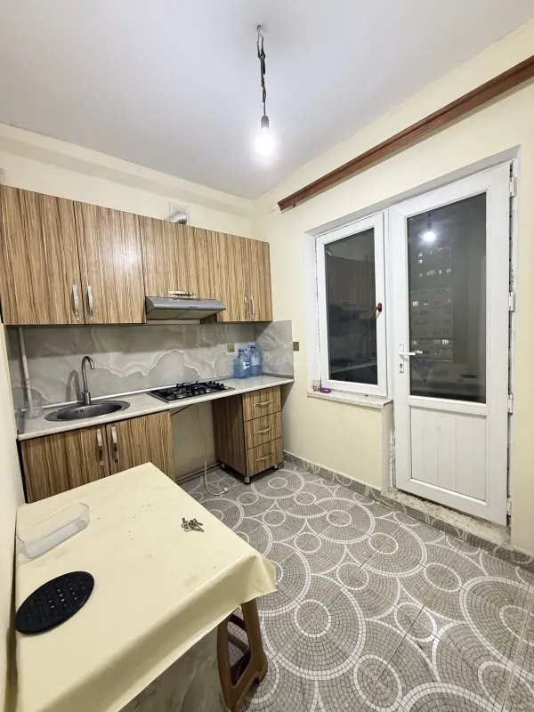 Satılır 1 otaqlı mənzil 45 m²