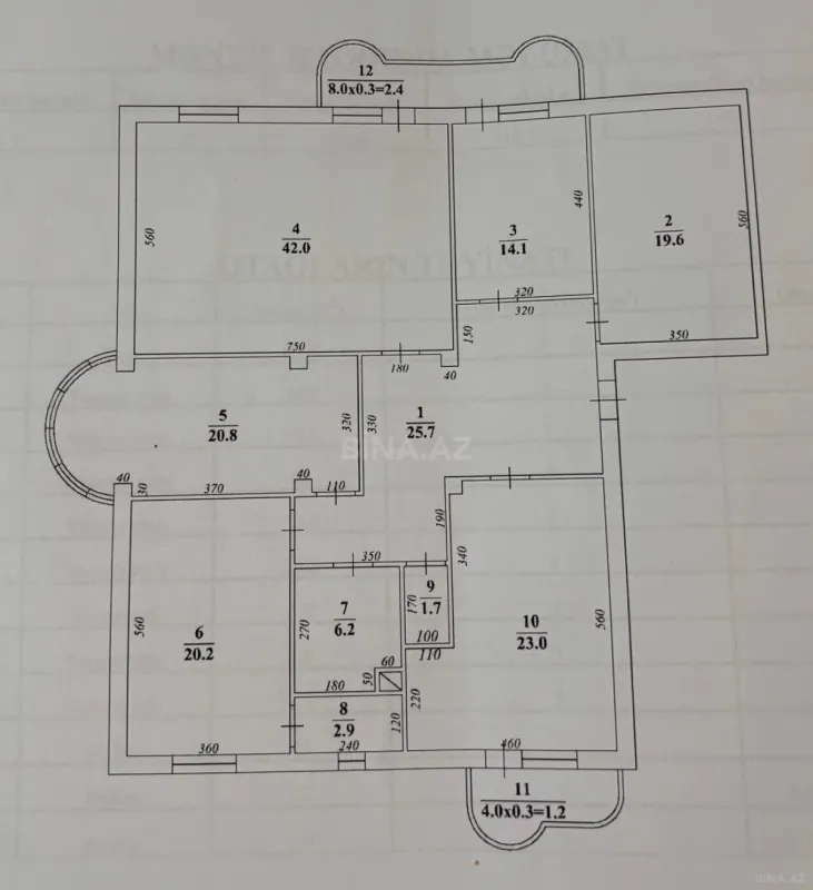 Satılır 5 otaqlı mənzil 192 m²