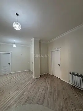 Satılır 5 otaqlı mənzil 192 m²