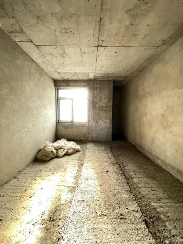 Satılır 4 otaqlı mənzil 253.4 m²