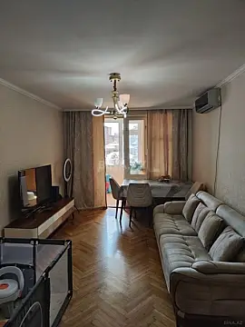 Satılır 3 otaqlı mənzil 75 m² — Bakı, İnşaatçılar 3 otaq 75.00 m²