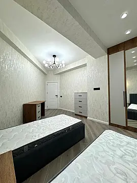 Satılır 3 otaqlı mənzil 107 m²