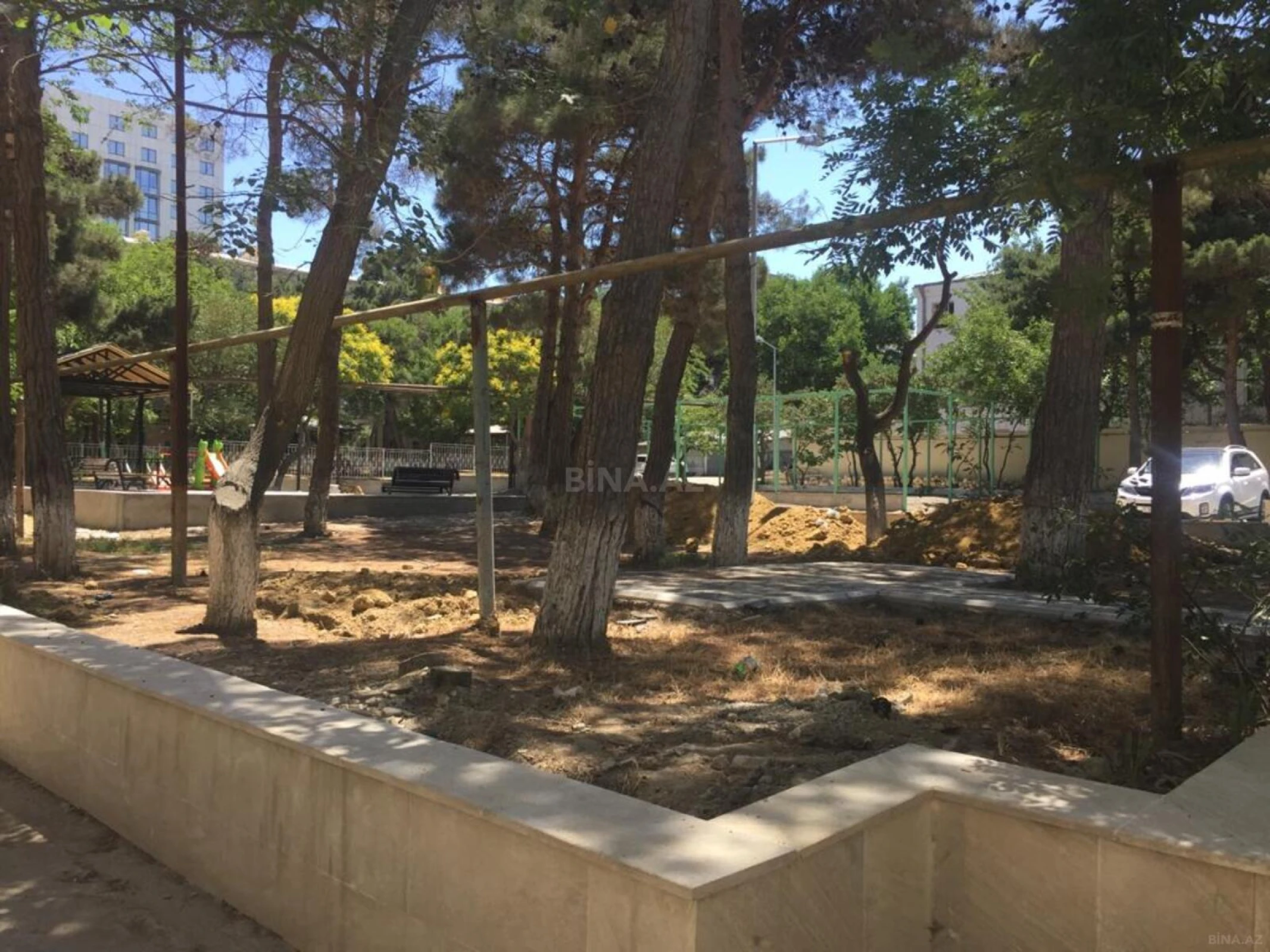 Kirayə verilir 6 otaqlı mənzil 170 m²