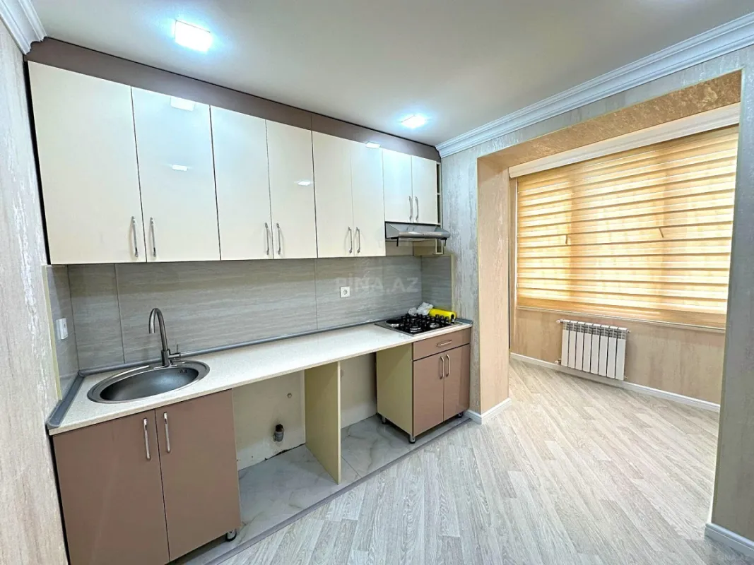 Satılır 4 otaqlı mənzil 100 m²
