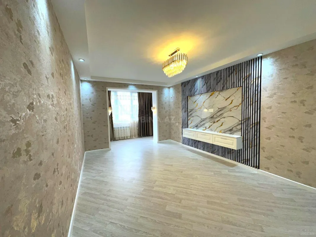 Satılır 4 otaqlı mənzil 100 m²