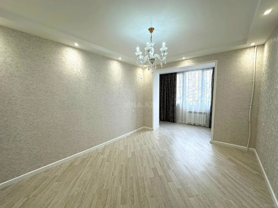 Satılır 4 otaqlı mənzil 100 m²