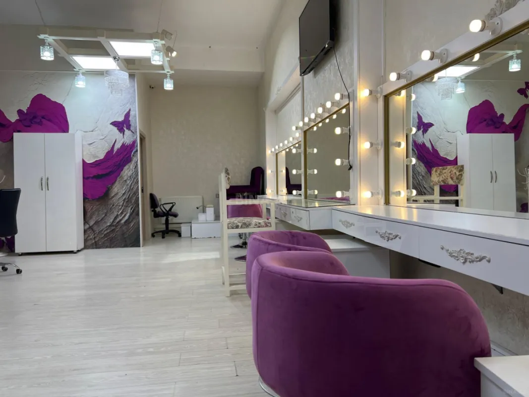 Satılır obyekt 60 m²