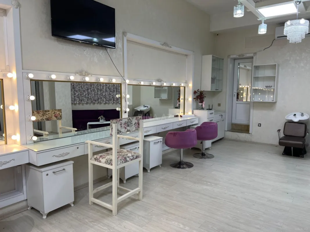 Satılır obyekt 60 m²