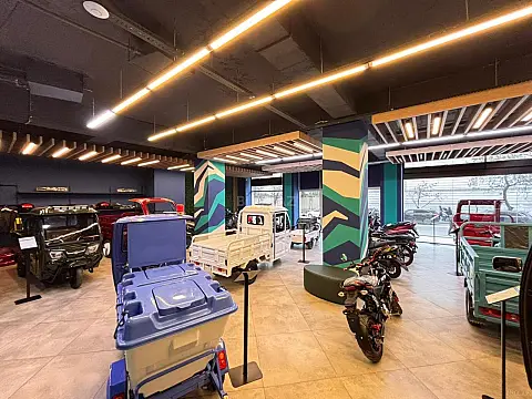 Satılır obyekt 240 m²