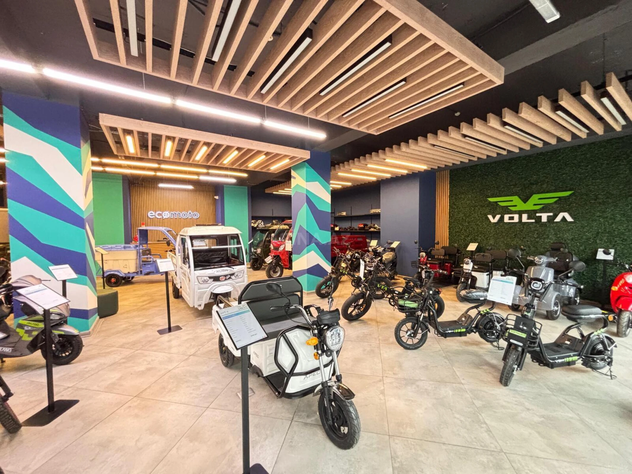 Satılır obyekt 240 m²