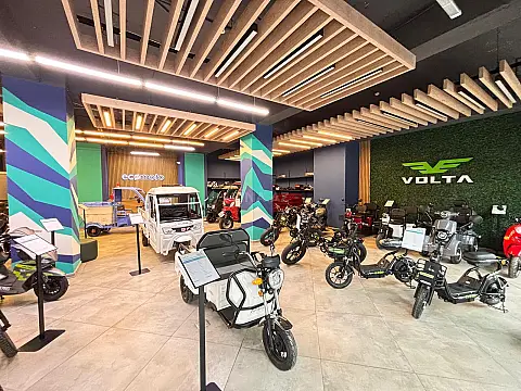 Satılır obyekt 240 m²