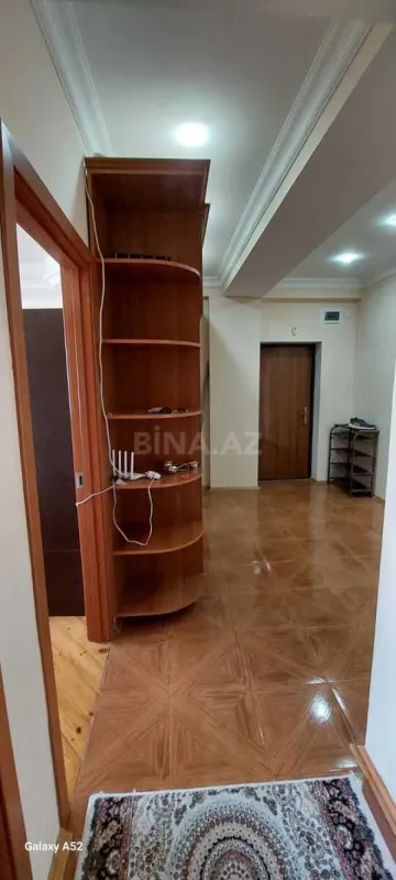 Satılır 2 otaqlı mənzil 86 m²