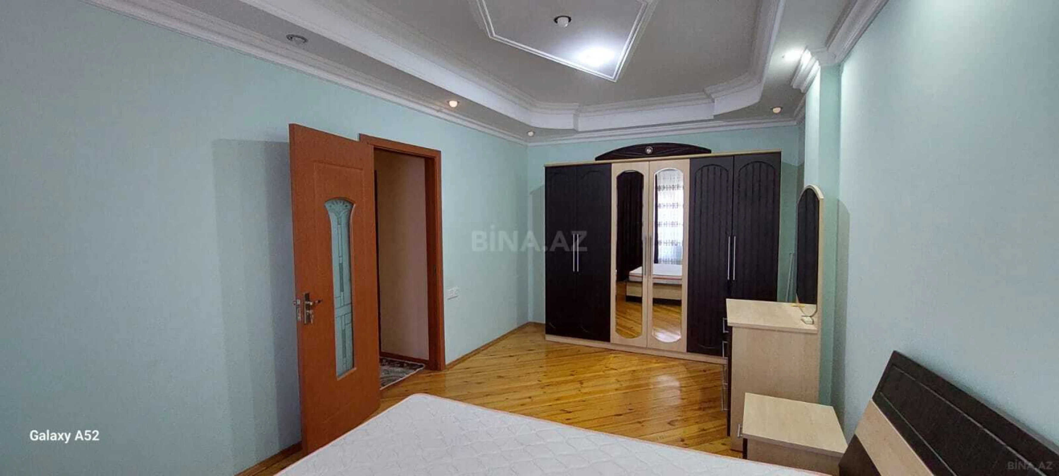 Satılır 2 otaqlı mənzil 86 m²