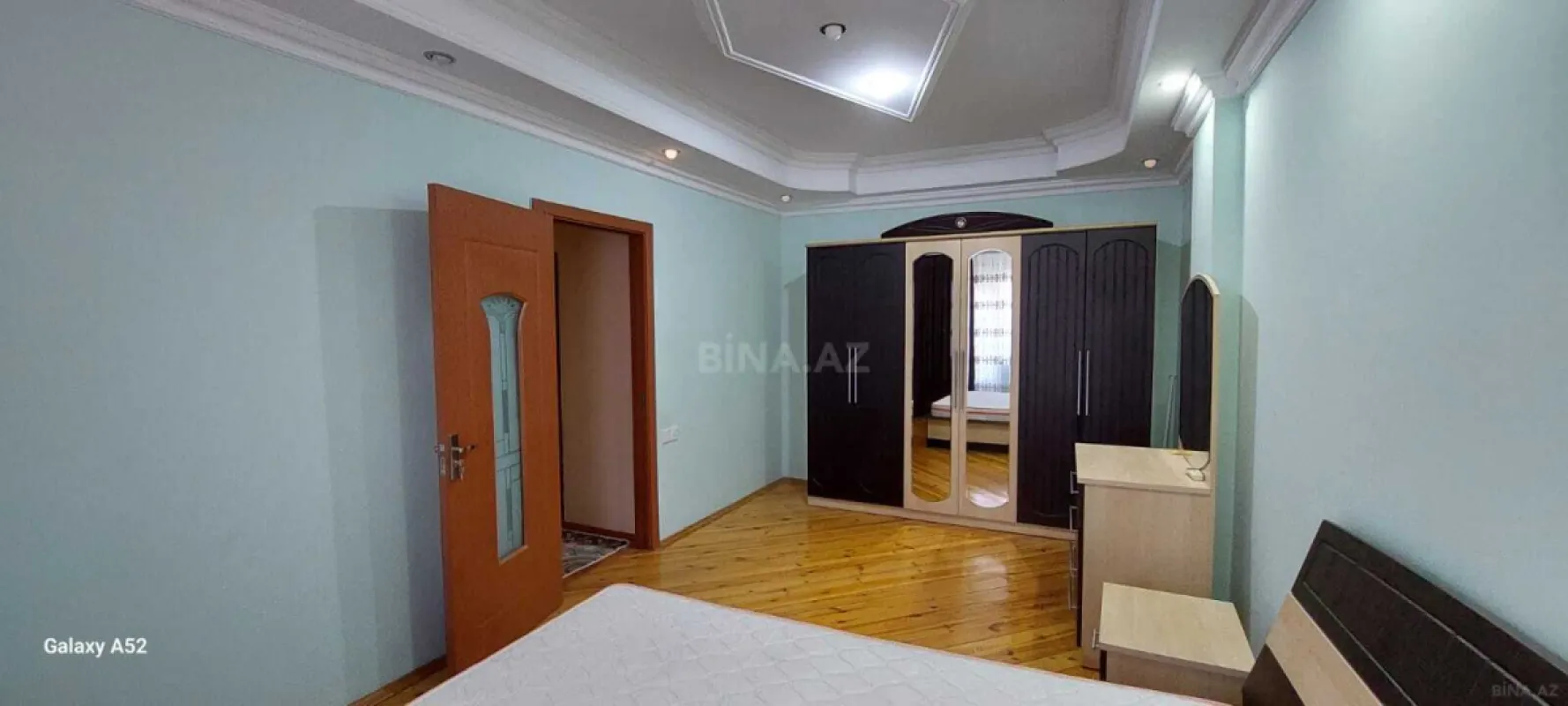Satılır 2 otaqlı mənzil 86 m²