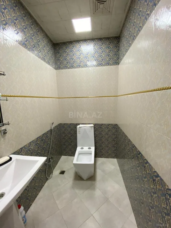 Satılır 3 otaqlı mənzil 146 m²