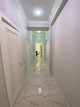 Satılır 3 otaqlı mənzil 146 m²