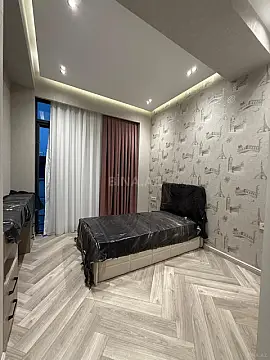 Satılır 3 otaqlı mənzil 119 m²