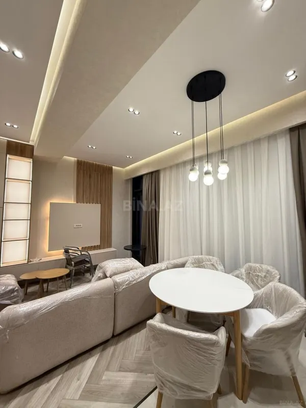 Satılır 3 otaqlı mənzil 119 m²