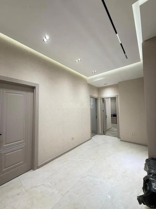 Satılır 3 otaqlı mənzil 119 m²