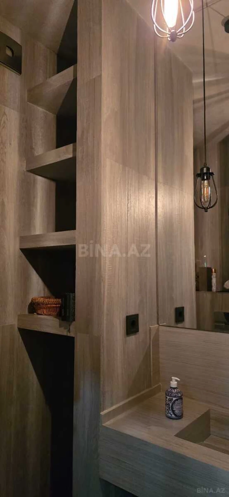 Kirayə verilir 3 otaqlı mənzil 140 m²