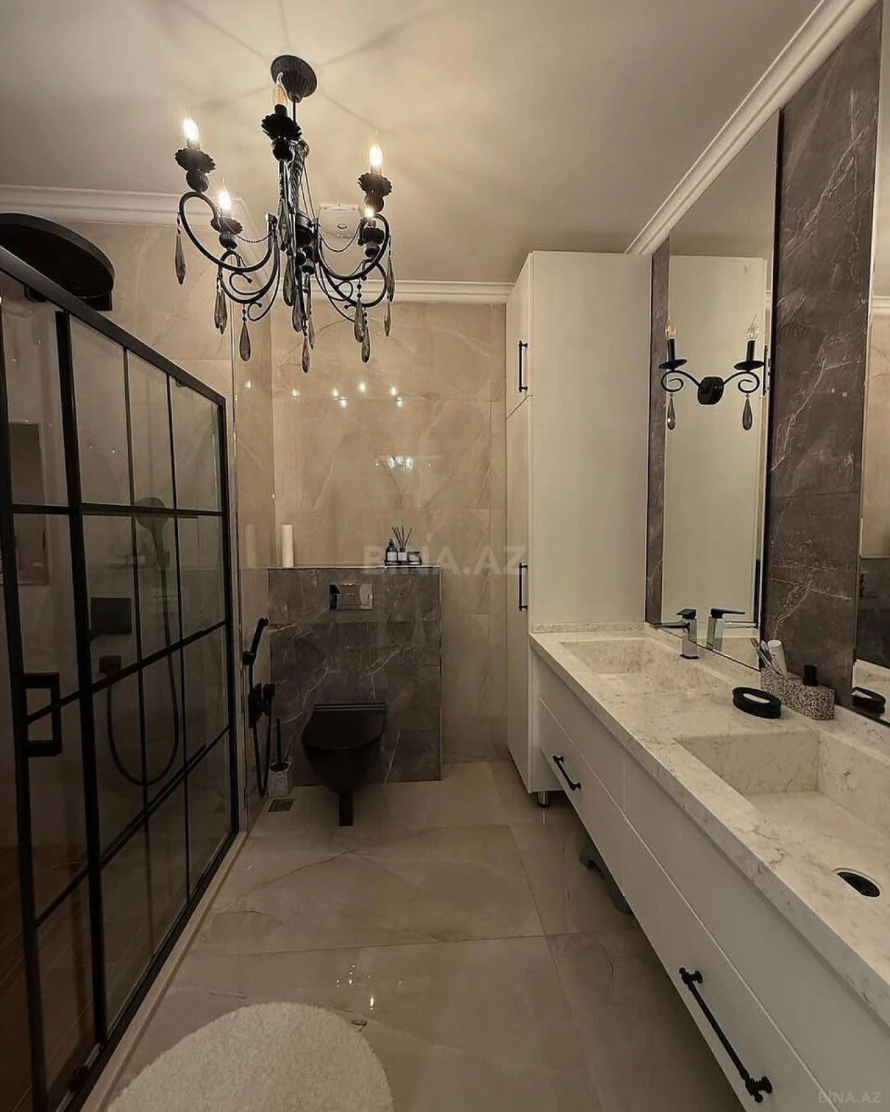 Satılır 3 otaqlı mənzil 145 m²