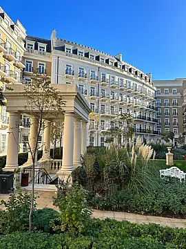 Satılır 3 otaqlı mənzil 145 m²