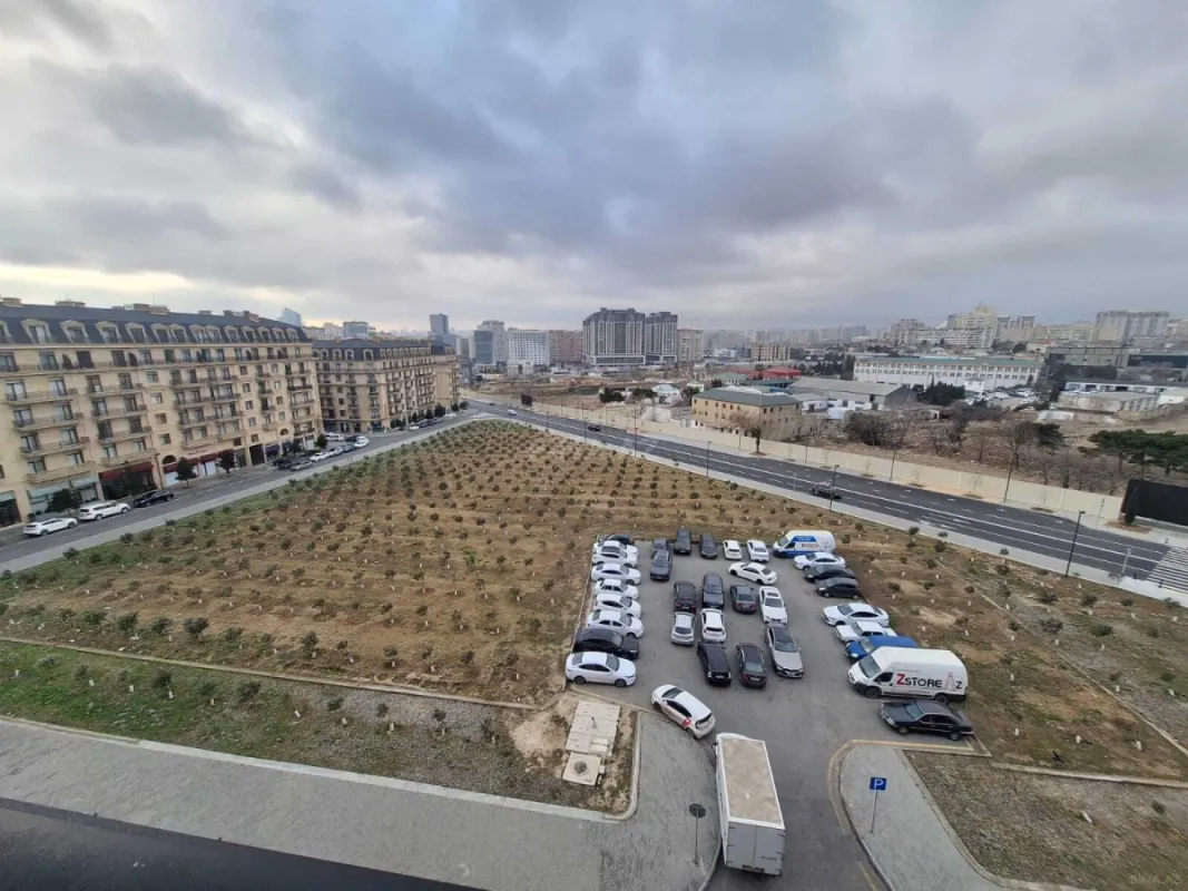 Satılır 3 otaqlı mənzil 123 m²