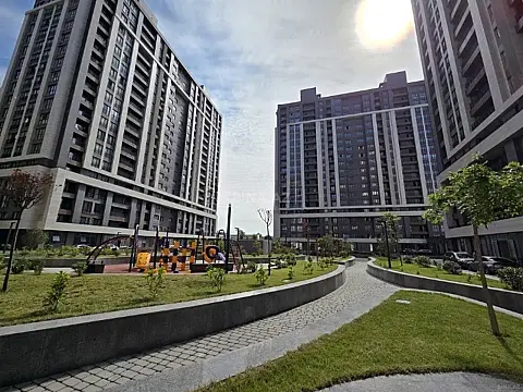 Satılır 3 otaqlı mənzil 91 m²