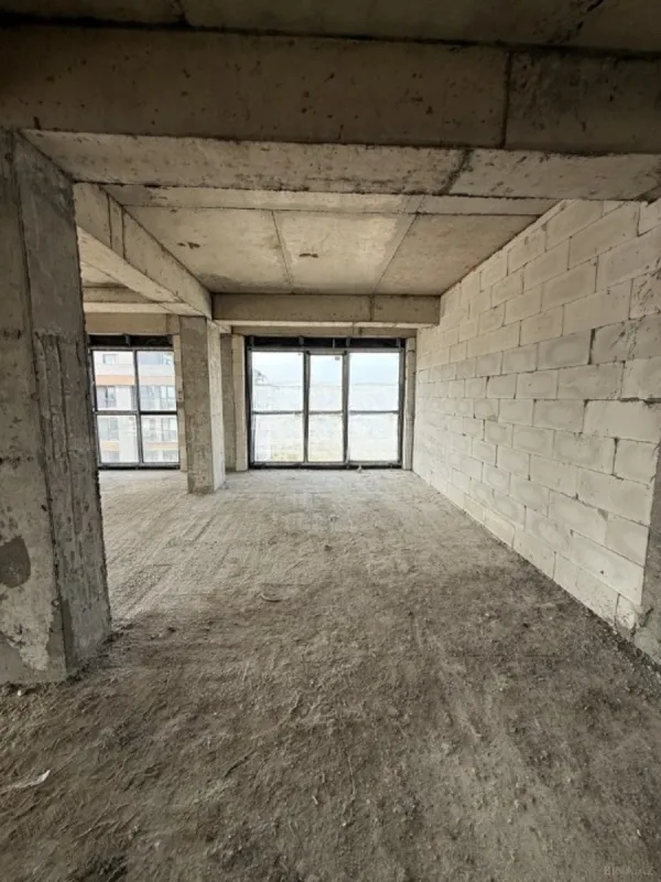 Satılır 3 otaqlı mənzil 91 m²