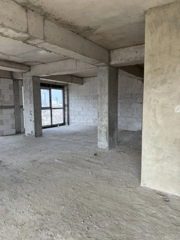 Satılır 3 otaqlı mənzil 91 m²