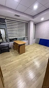Kirayə verilir 9 otaqlı ofis 200 m²